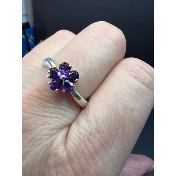 Vintage Sterling Silver Amethyst Floral Cluster Ring – Size 8 (Fits 8–8.5) - Picture 12 of 16
